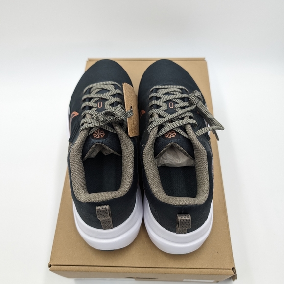 Nike Women's Size 7 Downshifter 12 Running Shoes in Copper and Black - Picture 2 of 5